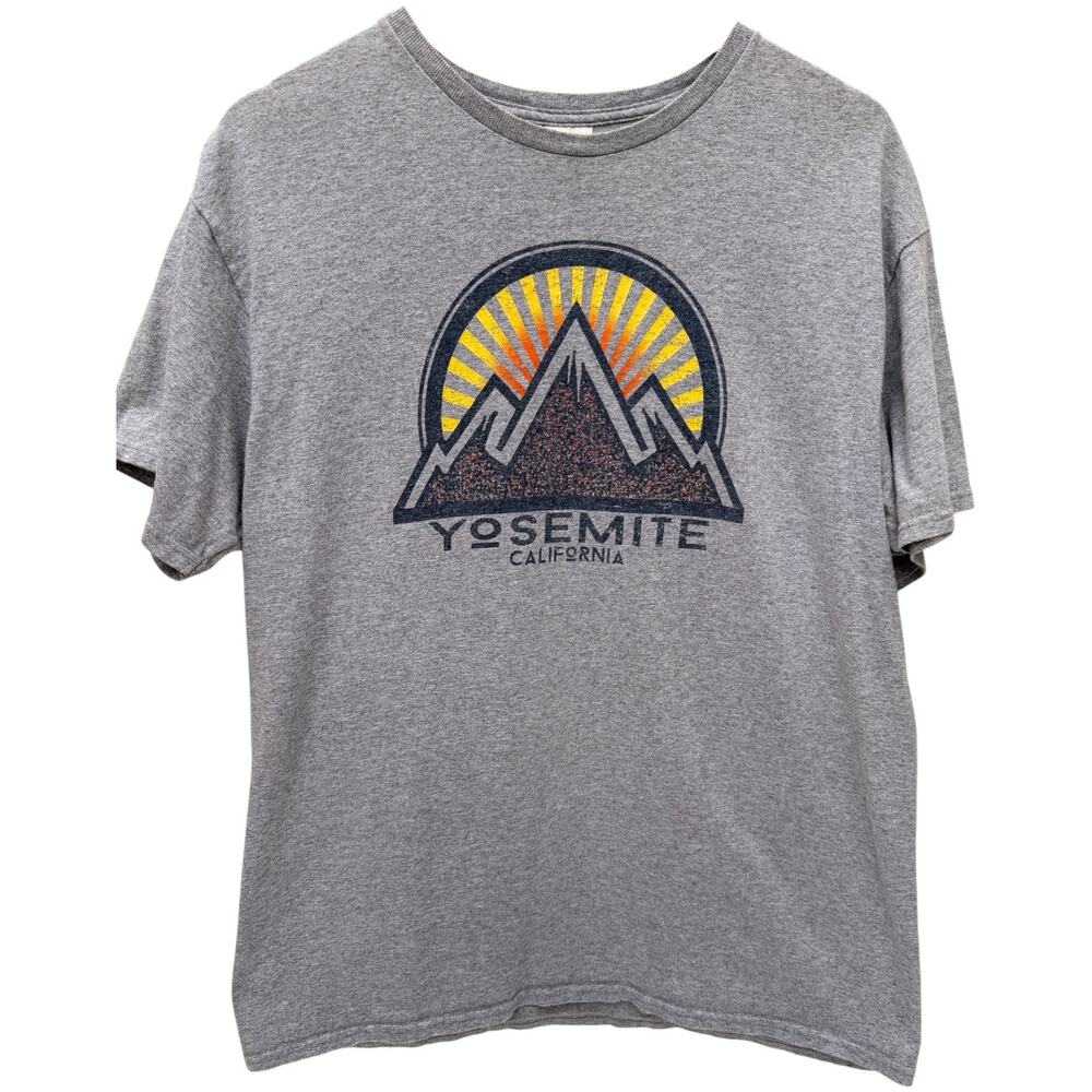Yosemite Graphic Tee L